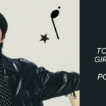 Imagen promocional de Jin utilizada como portada del artículo en el blog Bangtan Now, sobre la Jin Tour. Jin aparece con los brazos abiertos, usando una chaqueta de cuero negra, camisa a rayas y auriculares, con elementos gráficos musicales de fondo. A la derecha, el texto destaca: “Todo sobre la primera gira en solitario de Jin — y por qué solo él podría crear algo así”.